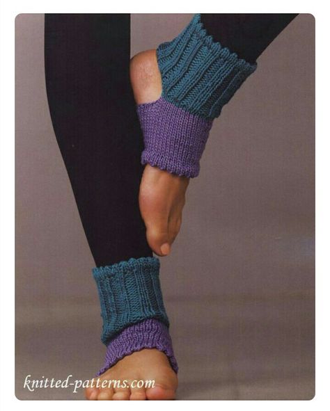 Yoga Socks Knitting Pattern, Socks And Leg Warmers, Socks Free Knitting Pattern, Addi Knitting Machine, Heel Socks, Knit Slippers, Circular Knitting Machine, Creative Knitting, Knitting Machine Patterns