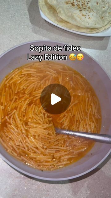 How To Make Fideo Soup Mexican Recipes, Easy Fideo Recipe, Fideo Recipe Mexican, Fideo Soup, Fideo Recipe, Ramon Ayala, Easy Tomato Sauce, Chicken Bouillon, Mexican Soup