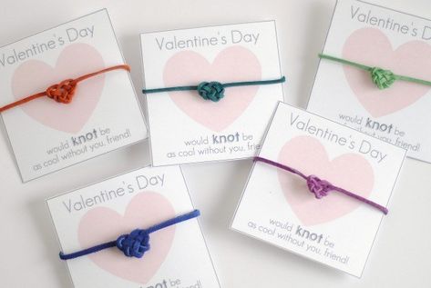 These cards come with friendship bracelets featuring the “heart” knot. | 34 Punny Valentines Any Kid Will Love Knot Friendship Bracelet, Sew Heart, School Valentines, Bracelet Valentines, Punny Valentines, Heart Knot, Friends Valentines, Vintage Baby Clothes, My Funny Valentine