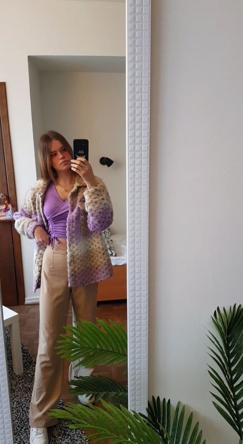 #outfitoftheday #purple #beige Beige And Purple Outfit, Beige Outfit, Purple Outfits, Outfit Of The Day, Purple, Pants