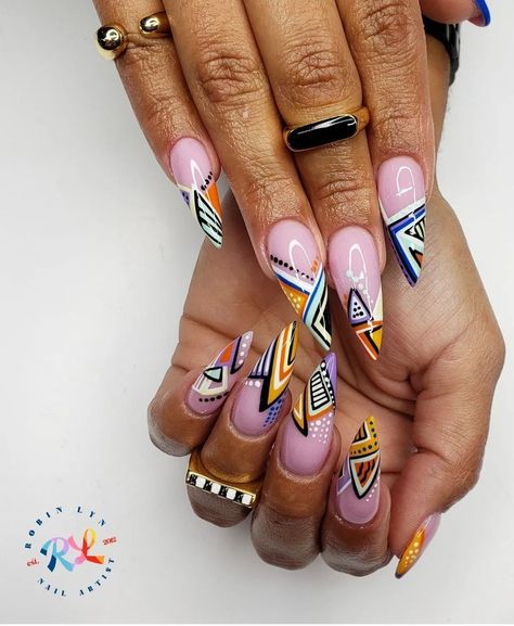 African Nail Art Black Women, Nail Art Extreme, Afro Nail Art, African Print Nails, Kwanzaa Nails, African Nails Design Black Women, African Nail Art Design, African Nail Art, Extreme Nail Art