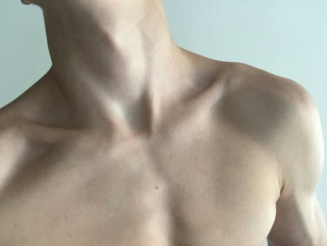 Men Neck Reference, Man Tilting Head Back, Lean Body Type Aesthetic Men, Male Collar Bone, Ftm Body Goals, Masculine Body Reference, Male Stomach, Male Body Claim, Pale Men