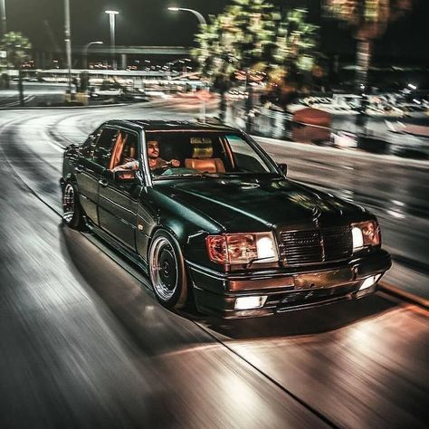 Mercedes E 500, W124 E500, Mercedes E200, Mercedes Benz Wallpaper, Mercedes Wallpaper, Old Mercedes, Mercedes Benz 190e, Mercedes W124, Mercedes Benz 190