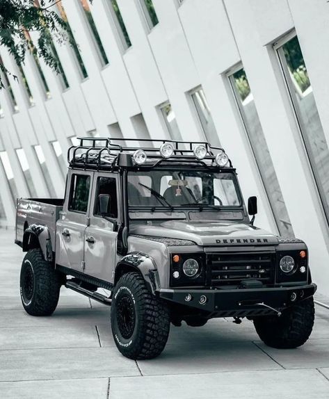 Land Rover Pick Up, Defender Car, Mobil Off Road, Land Rover Defender 130, Nardo Grey, Off Road Camping, Defender 130, Cars Land, Land Rover Defender 90