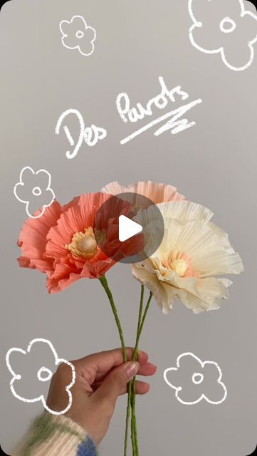 Paper Flower Headpiece, Diy Tissue Flowers, How To Make Small Flowers, Diy Anniversaire, Décoration Diy, Faux Bouquet, Diy Fleur, Anniversaire Diy, Tissue Flowers