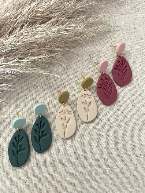 Excited to share this item from my #etsy shop: Botanical Earrings- Color Block- Polymer Clay- Plant Stamped- Fall Colors- Green- Mauve- Cream- Gold Studs- Katie Nelson- Wild Yarrow Design Wild Yarrow, Stamped Earrings, Diy Earrings Polymer Clay, Botanical Earrings, Handmade Clay Jewelry, Making Jewellery, Polymer Earrings, Diy Clay, Polymer Clay Crafts