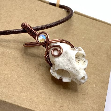 Animal Skull Jewelry, Wire Wrapped Skull, Animal Skull Necklace, Wire Wrapped Bones, Taxidermy Necklace, Wandering Trader, Skull Taxidermy, Bird Skull Necklace, Pumpkin Necklace