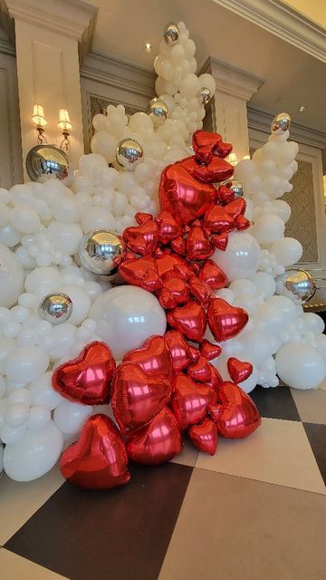 Happy Anniversary Balloon Decoration, Valentines Balloon Backdrop, Rainbow Unicorn Birthday Party, Balloons Galore, Gala Themes, Bridal Shower Balloons, Valentines Balloons, Rainbow Unicorn Birthday, Garland Backdrops