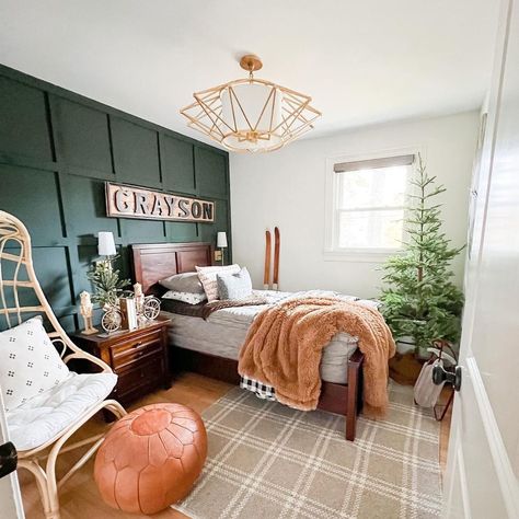 Top Ten Insta Kids' Rooms Winter 2022 - selection by Kids Interiors. Cosy, warm and wintery childrens rooms Green Plaid Bedroom, Green And Neutral Bedroom, Abstract Lighting, Plaid Bedroom, Childrens Rooms, Brown Leather Chairs, White Chest Of Drawers, Plaid Rug, Board And Batten Wall