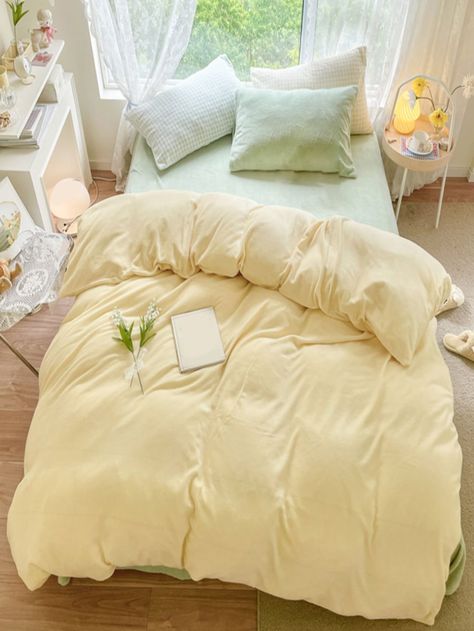 Yellow  Collar  Fabric  Duvet Covers Embellished   Home Textile Yellow Bedsheet Aesthetic, Yellow Bedsheet, Pale Yellow Comforter, Yellow Floral Bed Sheets, Cozy Blanket Yellow, Fluffy Duvet, Home Textile, Duvet Cover, Duvet Covers