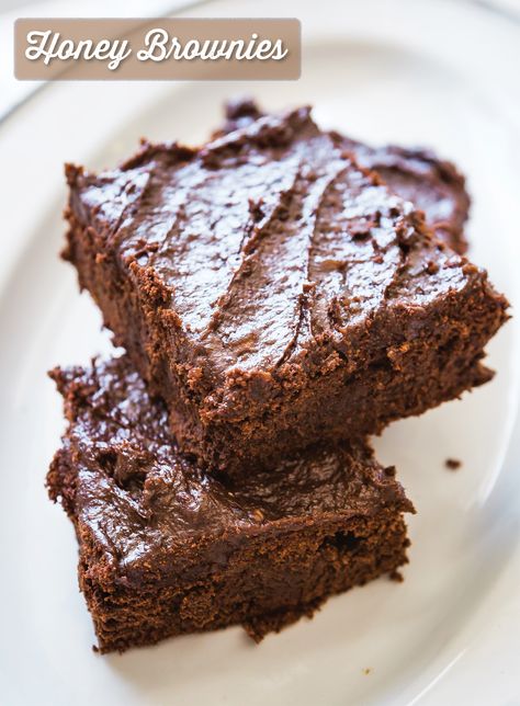 Rich and chocolatey, with an incredible date-and-honey sweetened buttercream frosting, we bet these are the best brownies you’ve ever eaten! Using Nature Nate's Raw and Unfiltered Honey! #ChooseReal Honey Brownies, Naturally Sweetened Desserts, Honey Dessert, Baking With Honey, Pure Honey, Allergy Free Recipes, Brownies Recipe, Honey Recipes, Sugar Free Desserts