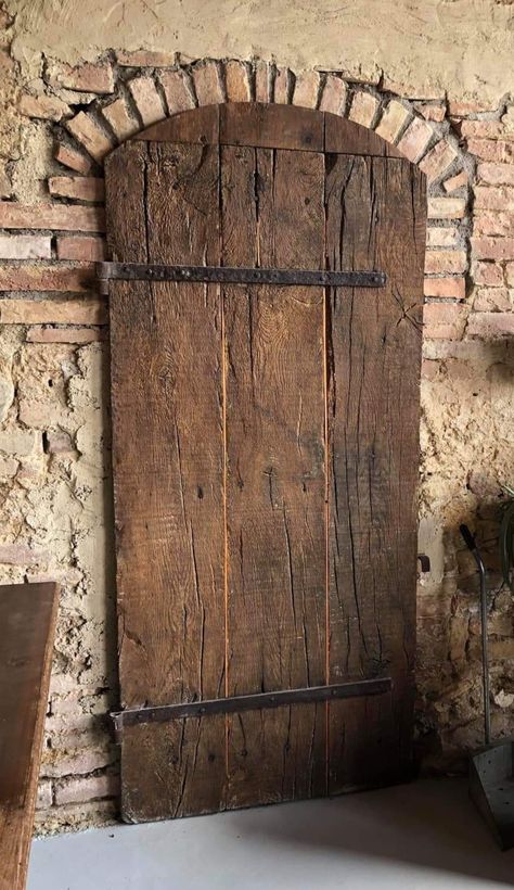 Rustic Wooden Doors, Rustic Exterior Doors, Rustic Doors Interior, Reclaimed Wood Door, Rustic Wood Doors, Farm Door, Rustic Front Door, Castle Doors, Old Wood Doors