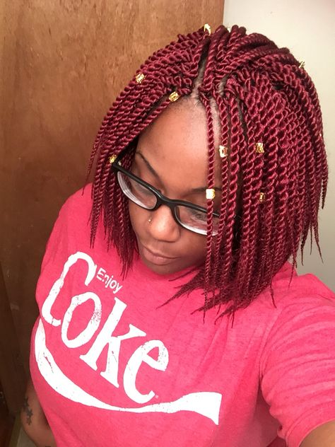 Short Crochet Senegalese twists red Short Senegalese Twist, Crochet Senegalese Twist, Short Crochet Braids, Red Box Braids, Senegalese Twist Hairstyles, Senegalese Twist Braids, Big Box Braids, Blonde Box Braids, Short Box Braids