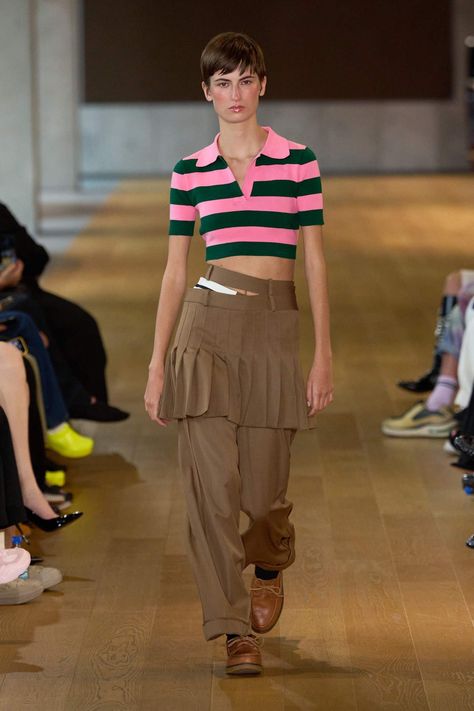 The 11 Spring 2025 Trends to Know From New York Fashion Week - Fashionista Spring Runway 2024, Summer 25 Fashion Trends, 2025 Womens Fashion Trends, Ss 25 Fashion Trends, Fashion Trends 2025 Spring Summer Women, Spring 2025 Fashion, Fashion Trend 2025, Fw25 Trends, 2024 Street Fashion