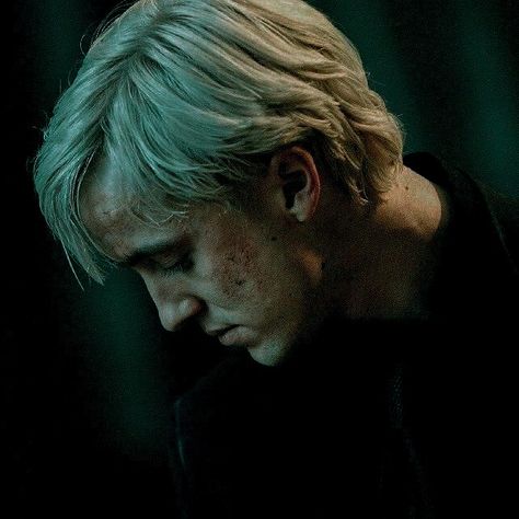 Draco Malfoy Icon, Drako Malfoy, Draco Malfoy Hot, Draco Malfoy Imagines, Draco Malfoy Aesthetic, Harry Potter Icons, Lucius Malfoy, Tom Felton Draco Malfoy, Draco Harry Potter