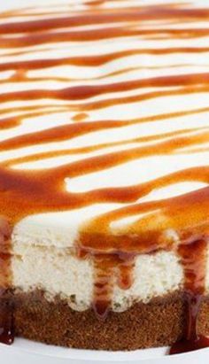 Rum Chata Cake Recipes, Alcohol Cheesecake, Rum Chata Cheesecake, Boozy Cheesecake, Rumchata Cheesecake, Flan Cheesecake, Cinnamon Drizzle, Holiday Cheesecake Recipes, Holiday Cheesecake