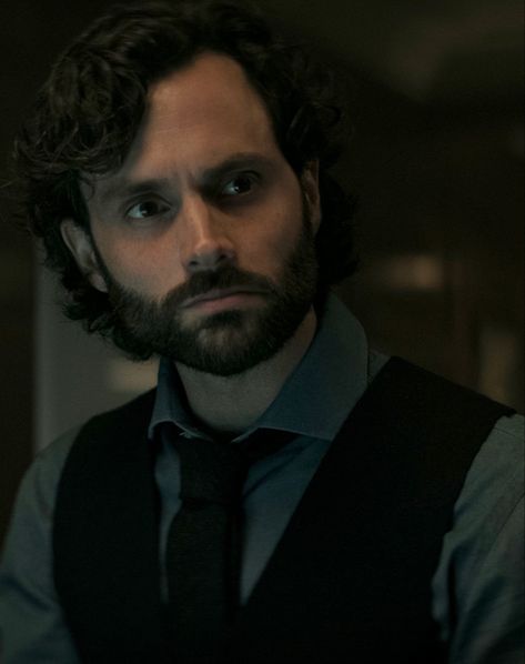 Joe Goldberg Stalking, Joe Goldberg, Penn Badgley, Beard Look, Men's Muscle, I Have A Crush, Dear Lord, Male Face, Reaction Pictures