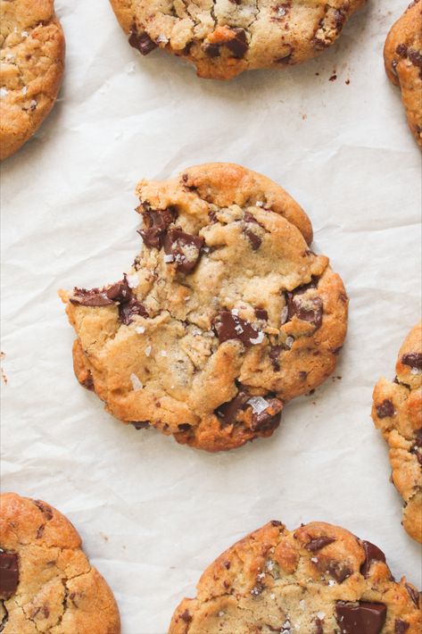 Miso Caramel Cookies, Miso Chocolate Chip Cookies, Miso Cookies, Miso Recipe, Milk Chocolate Chip Cookies, Bakery Decor, Cookies Brownies, Cookie Brownie Bars, Choc Chip Cookies