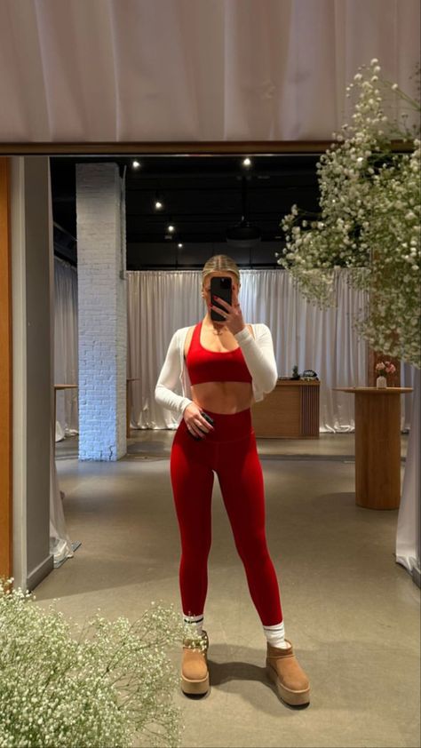 Gym Leggings Outfit, Pilates Outfit, Streetwear Inspo, Outfit Red, Leggings Outfit, Red Leggings, Active Outfits, Future Lifestyle, Leggings Set