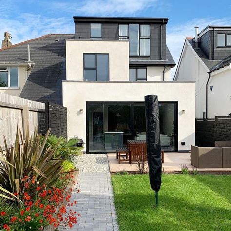 Couple transform 1930s three-bed into luxury home using DIY skills they learnt on YouTube - Mirror Online 1930s Detached House Extension, 1930s House Extension Floorplan, Double Storey Rear Extension, 1930s House Extension, Extension Inspiration, Three Bed, Building Extension, Under Stairs Cupboard, 1930s House