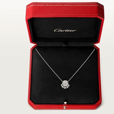 Cartier Necklace Diamond, Cartier Jewelry Necklace, Cartier Diamond Necklace, Cartier Aesthetic, Necklace Cartier, Cartier Necklace, Luxe Jewelry, Basic Jewelry, Cartier Tank