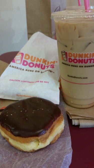 dunkin donut yum! Dunkin Donuts Food, Dunkin Donuts Snap, Dunkin Donuts Aesthetic, Dunkin Donuts Logo Aesthetic, Dunkin Donuts Drinks, Dunkin Donuts Coolatta, Dunkin Donut, Dunkin’ Donuts, Dunkin' Donuts