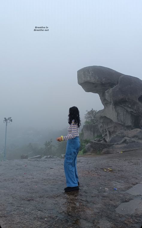 📍 Toad rock mount abu Mount Abu Outfit Ideas, Mount Abu Photography Poses, Mount Abu Snapchat Story, Mount Abu Photography, Jaipur Outfits, Ooty Trip, Mount Abu, Learn Photo Editing, Solo Photo