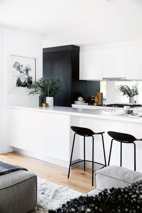 Minimalist Home Decor Ideas and Inspiration | Cozy Home Kitchen Decor with Black Accents perfect for Small Apartment Decor 🏡 #virginpearlscollection #virginpearlsbeauty #diyhomedecor 🏠 White Kitchen Interior Design, Black Cabinetry, White Kitchen Interior, Long Kitchen, Kitchen Black, Interior Design Per La Casa, Classic Kitchen, Design Del Prodotto, Trendy Kitchen