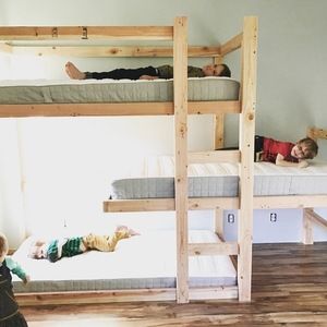 Triple Bunk Bed - RYOBI Nation Projects Bedroom Bed Ideas, Bunk Bed Ideas Diy, Bunk Beds Small Room, Bunk Bed Plans, Triple Bunk Beds, Diy Bunk Bed, Triple Bunk Bed, Triple Bunk, Cool Kids Bedrooms