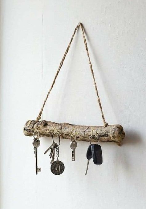 Driftwood Hanger, Key Organiser, Key Holder Diy, Foyer Wall, Jewellery Organiser, Driftwood Jewelry, Hanger Design, Key Chain Holder, Key Rack