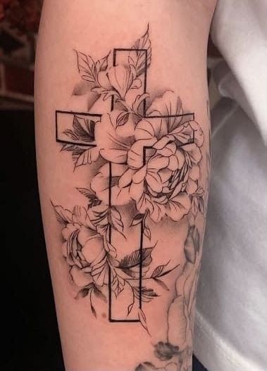 Unique Cross Tattoos, Cross Tattoos For Women, Cross Tattoos, Hip Tattoos Women, Forearm Tattoo Women, Leg Tattoos Women, Dope Tattoos For Women, Thigh Tattoos Women, Arm Tattoos For Women