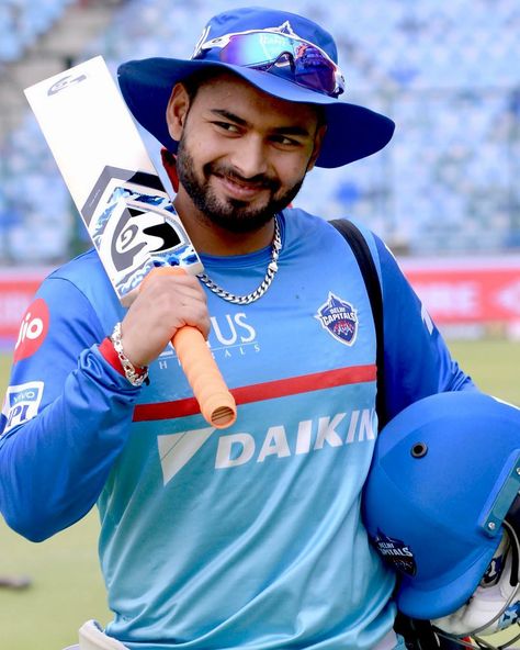 Rishabh Pant ÇÅ🏏 Rishabh Pant Wallpaper Hd, Rishabh Pant Wallpaper, Rishab Pant, Australia Cricket Team, All Hd Wallpaper, Cricket Books, Dj Movie, Rishabh Pant, Cricket Coaching