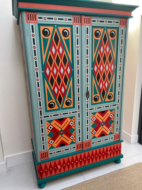 Painted Armoire, Wooden Cupboard, Painted Cupboards, Paint Storage, Furniture Paint, Funky Painted Furniture, Funky Furniture, Furniture Hacks, Hand Painted Furniture