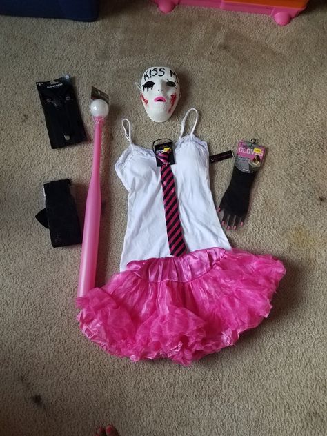 Purgecostume Halloween Girl, Cheap Pink Halloween Costume Accessories, Purg Halloween Makeup, Pink Halloween Skirt Collebe, Pink Dresses For Halloween Dress-up, Purgecostume Halloween, Lady Liberty Costume, Halloween Costumes The Purges, 2 Halloween Costumes