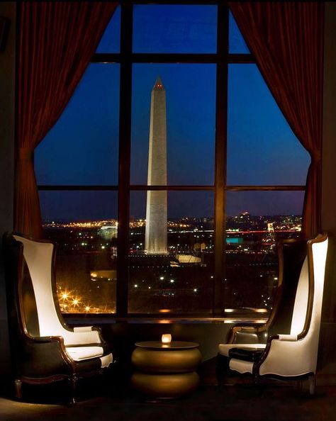 10 Great Hotel Bars and Lounges in Washington DC Cocktail Date, Washington Dc Restaurants, Hotel Bars, Fancy Hotel, Washington Dc Hotels, Unique Event Venues, Rooftop Lounge, Dc Travel, Hotel Bar