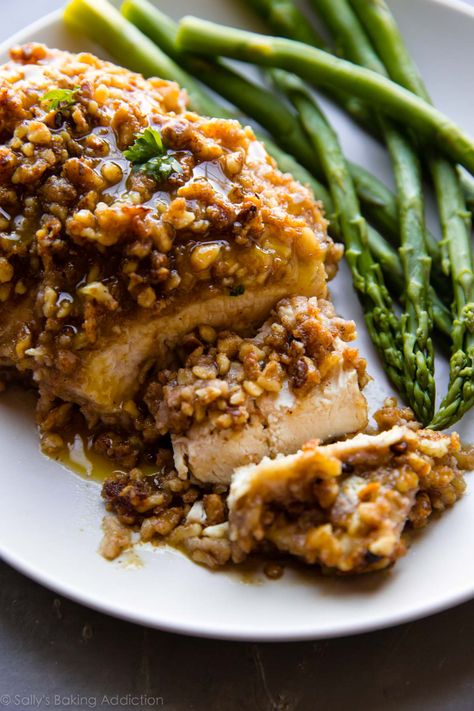 Walnut Crusted Chicken, Pecan Crusted Chicken, Walnut Chicken, Walnut Crust, Crusted Chicken Recipes, Chicken Chopped Salad, Walnut Recipes, Sally's Baking, Crusted Chicken