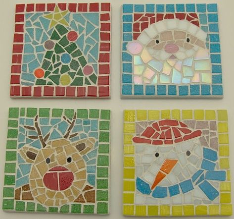 DIY Mosaic Art Ideas to Spice Up Christmas 2019 - Mozaico Blog Mosaics For Kids, Mosaic Christmas, Christmas Mosaics, Tree Mosaic, Winter Art Lesson, Paper Mosaic, Diy Winter, Mosaic Art Projects, Mosaic Madness