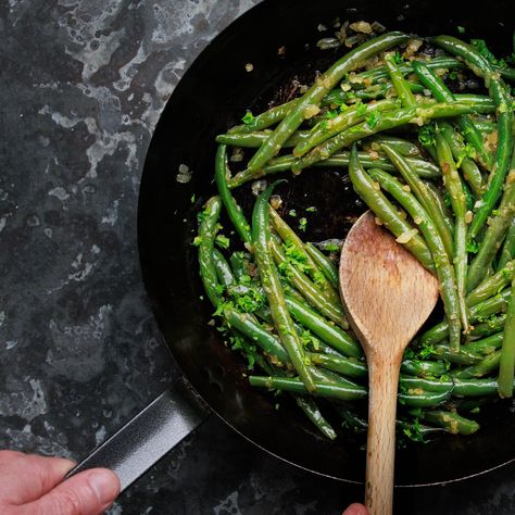 LYONNAISE GREEN BEANS — French Cooking Academy French Green Bean Recipes, French Side Dishes, Braised Greens, French Green Lentils, French Beans, French Green Beans, French Recipe, Cooking Green Beans, French Recipes