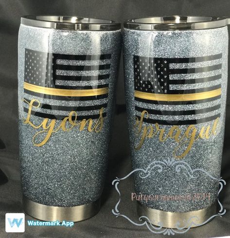 Kids Tree Ornaments, Epoxy Tumblers, Glitter Tumbler Cups, Yeti Cup, Custom Tumbler Cups, Cup Ideas, Tumbler Cups Diy, Diy Cups, Custom Cups