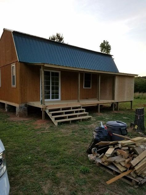 Christine's 16 x 32 Lofted Barn in AL: Her Story Easy Shed, Free Shed Plans, Tiny House Talk, Small Barn, Gambrel Roof, Cabins For Sale, Storage Shed Plans, Tiny Apartments, Red Cottage