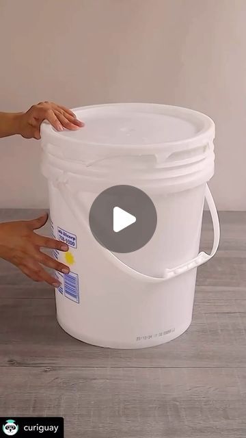 Bucket Diy, Plastic Buckets, Salvation Army, Decorating Tips, Decor Project, Home Ideas, Fun Diys, Diy Home Decor, Textiles