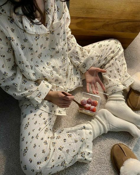 Pajamas Aesthetic, Camorra Chronicles, Cute Pjs, Cora Reilly, Cute Pajamas, Miss Dior, Pj Sets, Style Outfits, Aesthetic Clothes