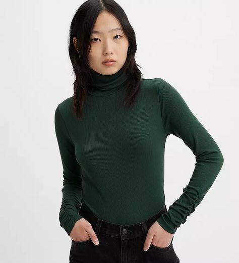 Ruched Turtleneck Top - Green | Levi's® US Turtleneck Top Outfit, Invisible Clothes, Year Challenge, Classic Turtleneck, Green Turtleneck, Art Study, Fitted Sleeves, Shirt Blouses Tops, Turtleneck Top