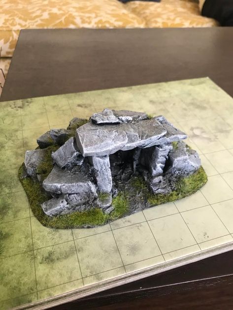 Dnd Cave Terrain, Dnd Terrain Ideas, Dnd Scatter Terrain Diy, D&d Terrain Diy, D&d Terrain, Diy Dnd Props, Dnd Props Diy, Dnd Diorama, Dnd Diy Projects