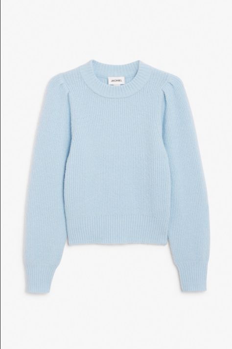 Pastel Winter Outfit, Light Blue Jumper, Blue Photoshoot, Pacsun Sweaters, Yellow Jumper, Classic Turtleneck, Johnson Family, Chunky Cable Knit, Light Blue Shorts