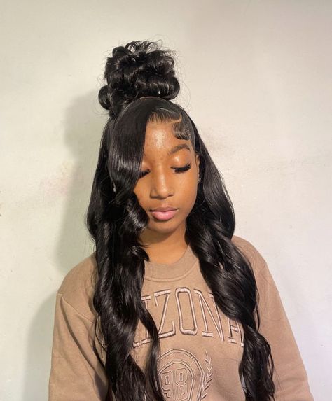 Layers Quick Weave, Quick Weave Updo, Hair Styles Side Part, Weave Updo Hairstyles, Weave Updo, Hairstyles Curtain Bangs, Curtain Bags, Braids Stitch, Bob Frontal