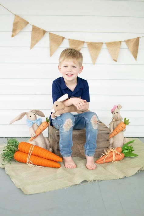 Easter Egg Pictures Photo Ideas, Diy Easter Pictures Toddler, Toddler Boy Easter Pictures, Easter Home Photoshoot Ideas, Easter Pics For Kids, Easter Pictures For Toddlers, Easter Photography Ideas Toddler, Carrot Stand Photoshoot, Toddler Easter Picture Ideas