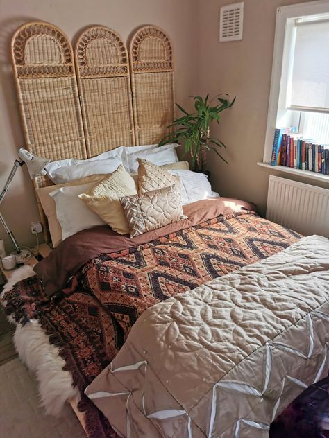 Boho Bedroom Boho Rattan Headboard, Room Divider As Headboard Beds, Bedroom With Room Divider, Room Divider Headboard Ideas, Divider As Headboard, Screen As Headboard, Room Divider As Headboard, Boho Room Divider, Divider Headboard