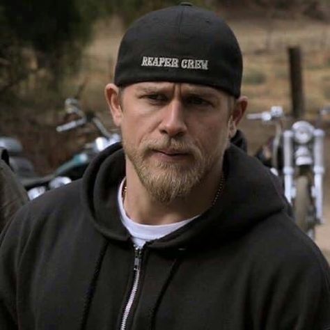 Jackson Teller, Sons Of Anarchy Mc, Jax Sons Of Anarchy, Sons Of Anarchy Motorcycles, Sons Of Anarchy Samcro, Cowboy Aesthetic, Jax Teller, Supernatural Funny, Charlie Hunnam