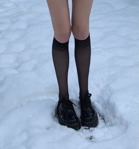 Knees Aesthetic, Fashion Tiktok, Winter Princess, Snow Angels, Doc Marten Oxford, 90s 2000s, Knee Socks, Winter Aesthetic, 2000s Fashion